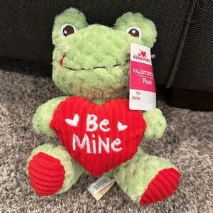 Cute valentines frog plush